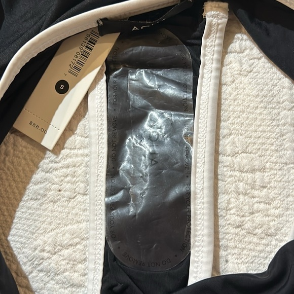 Aqua Bloomingdale’s exclusive Bikini Bottom. NWT. Small - Picture 7 of 9